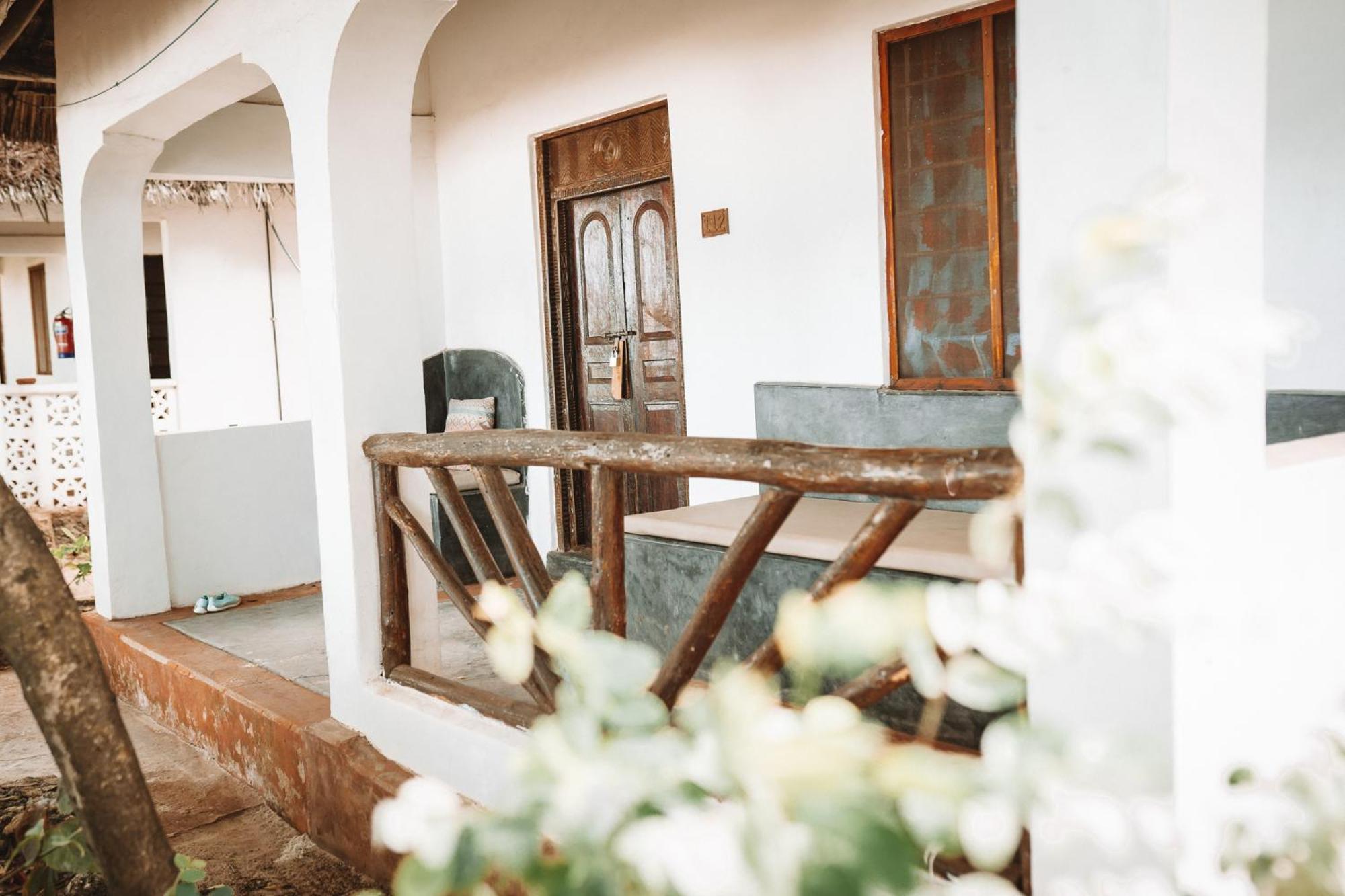 גאמביאני Pili Pili Beach Bungalows מראה חיצוני תמונה